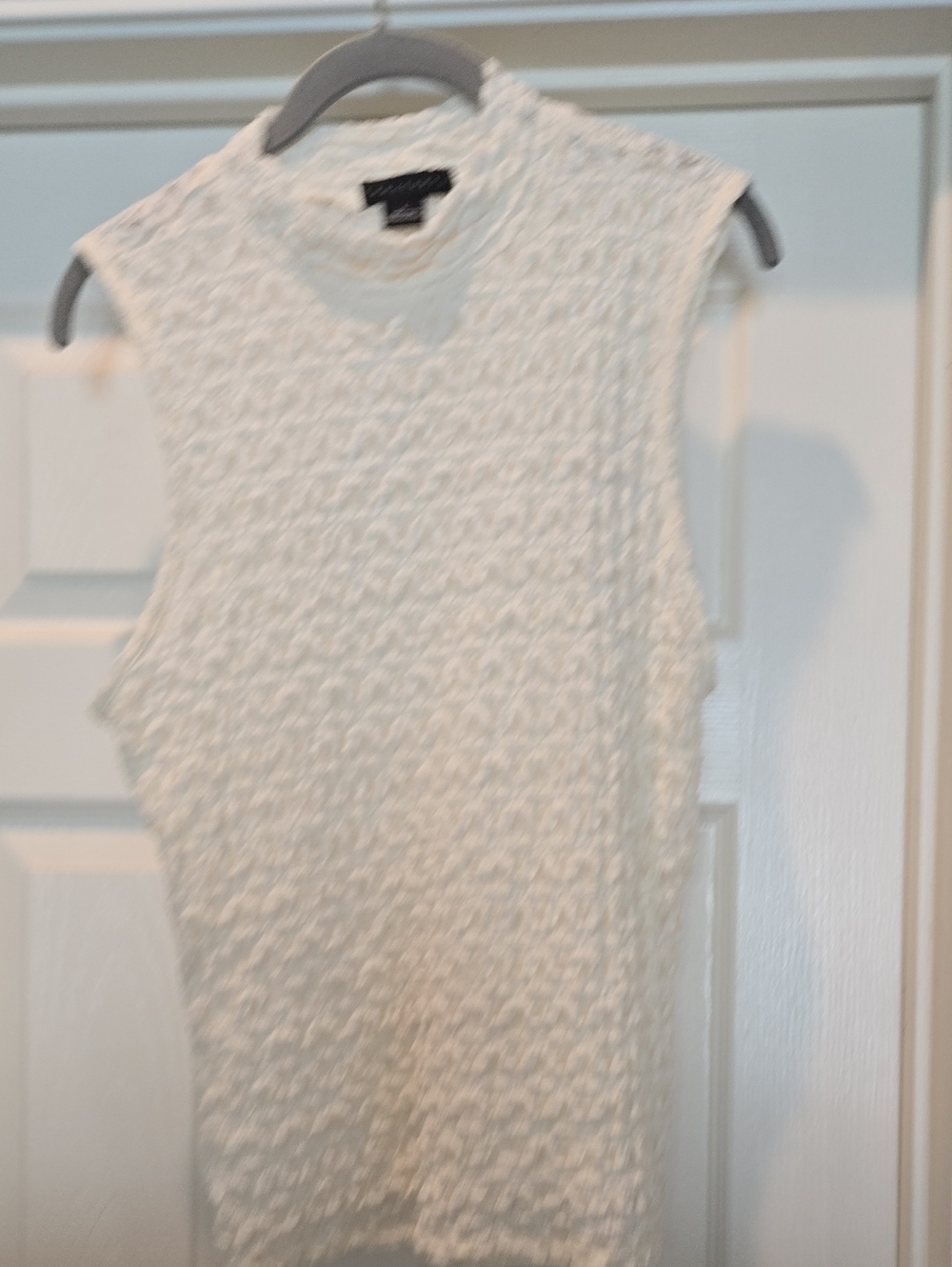 Sanctuary White Textured Sleeveless Tank Top